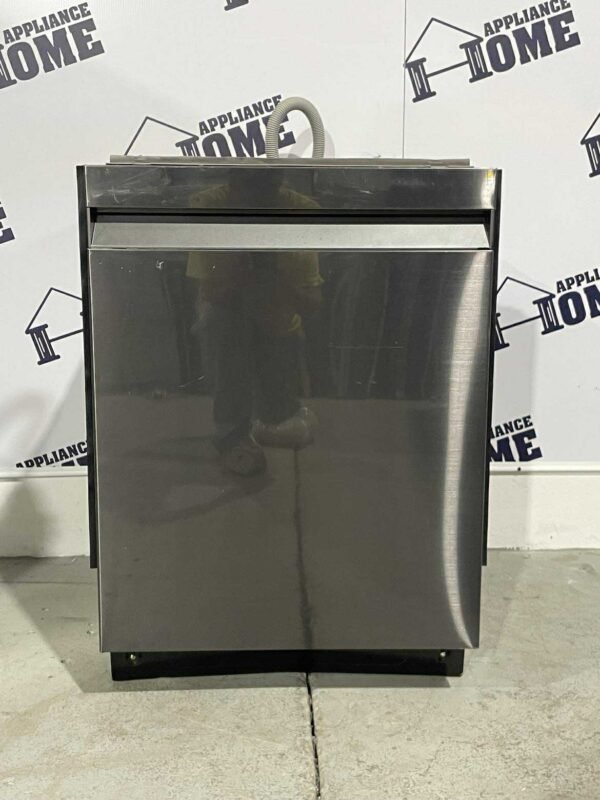 Used Dishwasher Samsung DW80R9950UG 24" Refurbished
