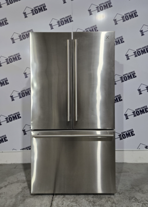 Electrolux refrigerator ERFG2393AS  36  Counter Depth French Door 23.3 Cu. Ft.  used