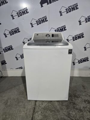 GE Washer 27 GTW680BMMWS Top Load, 5.3 cu. ft.  14 Cycles, 6 Temperature, ENERGY STAR,  800 RPM,  white color, Used  Refurbished